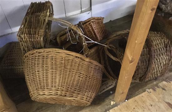 Quantity of baskets - various